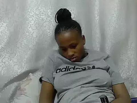 Creamybabee from StripChat is Freechat