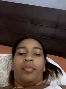 Crisschiavo webcams show profile image 
