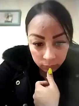 CRISTAL__11 from StripChat is Freechat