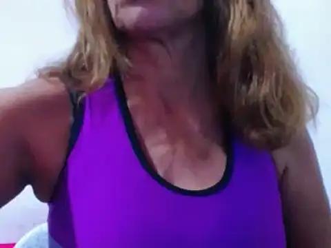 cristal_collins1 from StripChat is Freechat