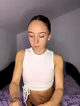 CristinaSww from StripChat is Freechat