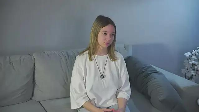 CristyPat from StripChat is Freechat