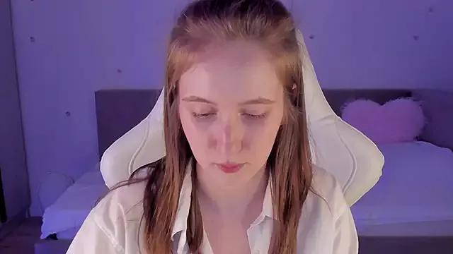 CrystalSoul_ from StripChat is Freechat