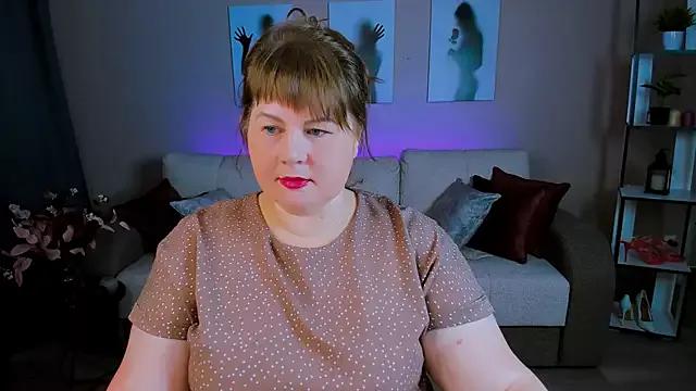CrystalStar from StripChat is Freechat