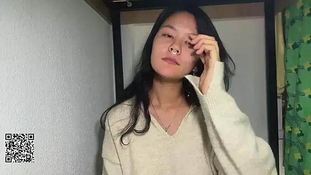 CucDierolf from StripChat is Freechat