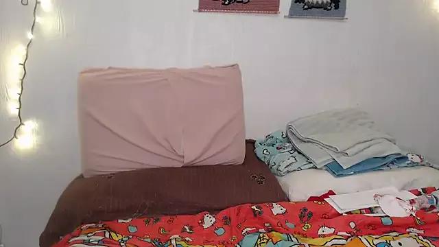 Cupcakecutie449 from StripChat