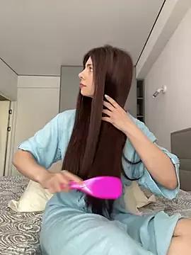CurlyLara from StripChat is Freechat