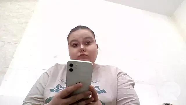 Curvybabybbw from StripChat is Freechat