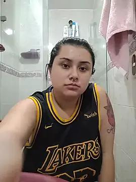 CurvyNoir from StripChat is Freechat