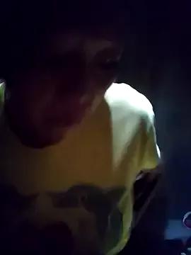 cute-kiss from StripChat is Freechat