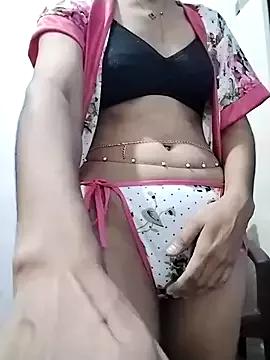 Cute-Naavya from StripChat is Freechat