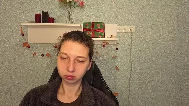 CuteEllii from StripChat is Freechat