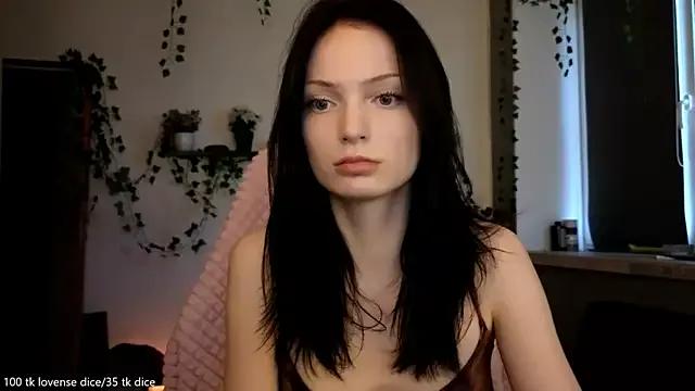 cuteeuser from StripChat is Freechat