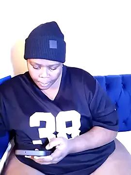 CuteHugeAxx from StripChat is Freechat