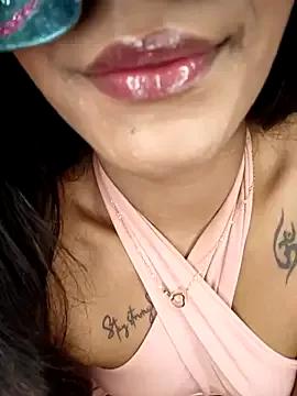 cuteniaa from StripChat is Freechat