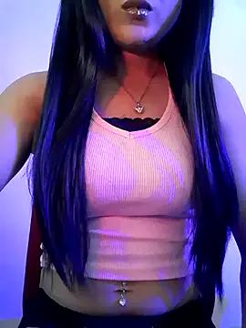 Cutie-Whiskey1 from StripChat is Freechat