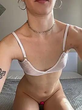cutte_dora from StripChat
