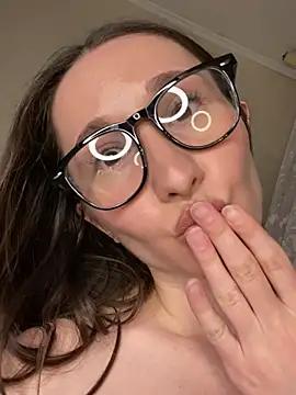 cutte_dora from StripChat