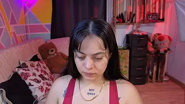 Cuttiealice from StripChat