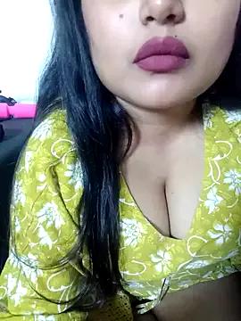 Cuty-Lina from StripChat is Freechat
