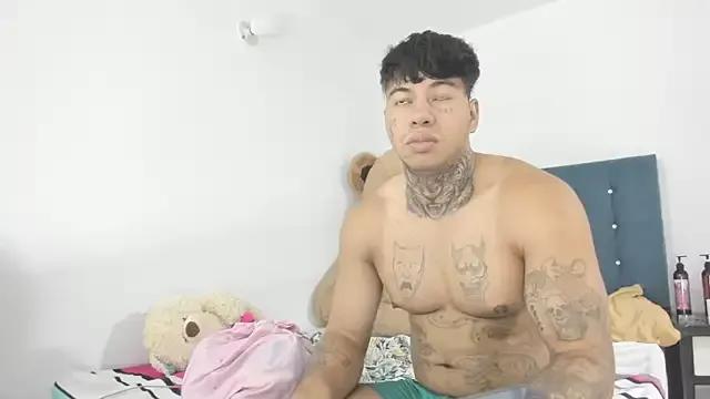 daamonxxx19 from StripChat