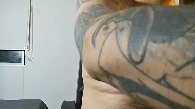 DaddyBear__ from StripChat