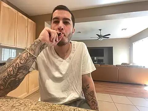 DaddyJoshBanks on StripChat