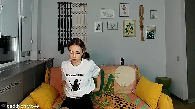 daddyonlyloveme from StripChat is Freechat