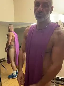 DaddySnowXX from StripChat