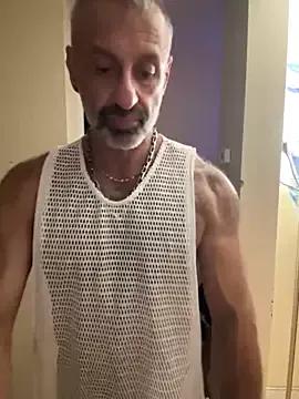 DaddySnowXX from StripChat