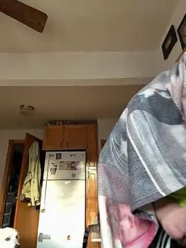 Daddyssllut from StripChat
