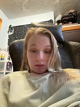 Daddyssllut from StripChat