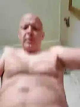Daddysweetcock from StripChat is Freechat