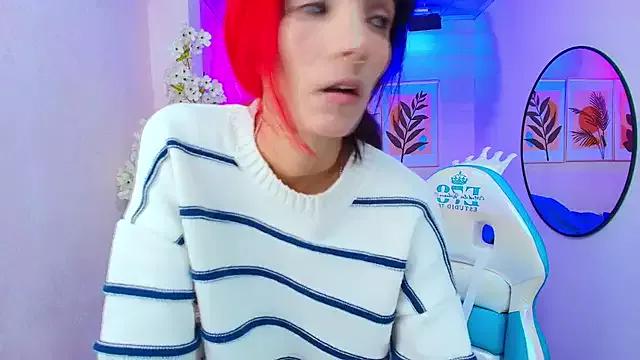 Dafne_huges from StripChat is Freechat