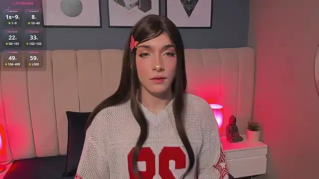 DaimondPink from StripChat is Freechat