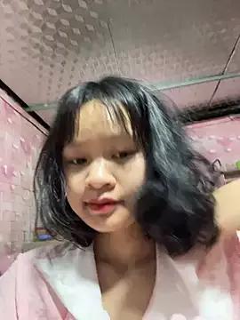 Daisy018 webcams show profile image 