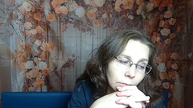 DaisyEdit from StripChat is Freechat