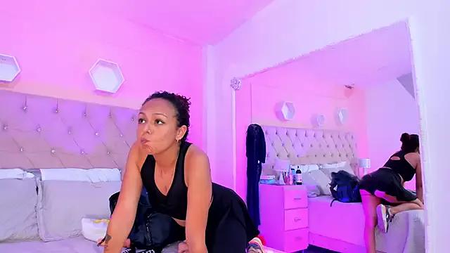 DalayMoore from StripChat