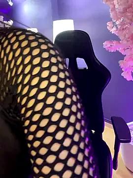 DaliaPearl from StripChat is Freechat