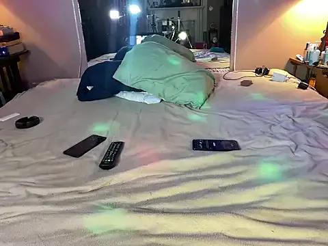 Dallice87 from StripChat
