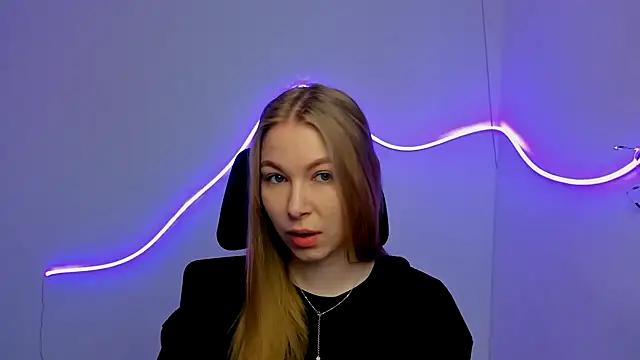 Dana_flowers from StripChat