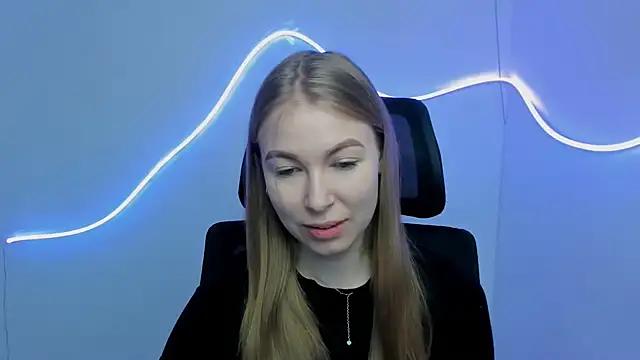 Dana_flowers from StripChat