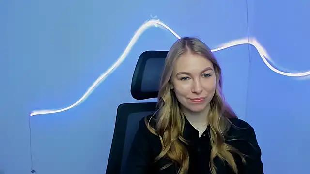 Dana_flowers from StripChat