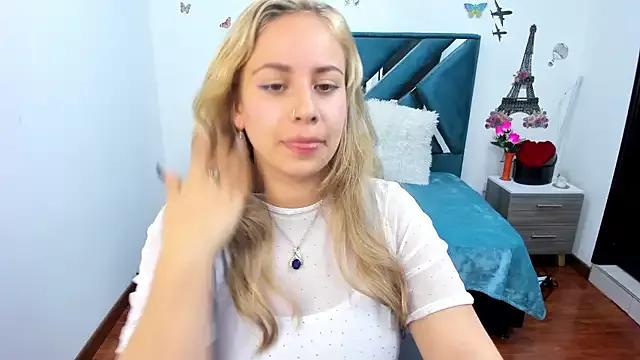 Dana_martinezz from StripChat