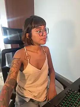 Danicute_ from StripChat is Freechat