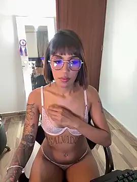 DaniCuteXXX from StripChat is Freechat