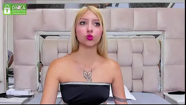 daniiela_beteche777 from StripChat is Freechat