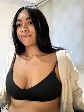DaniLayton from StripChat is Freechat