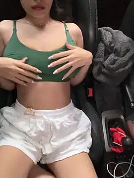 danna_woolf from StripChat