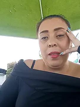 Dannaparis from StripChat is Freechat